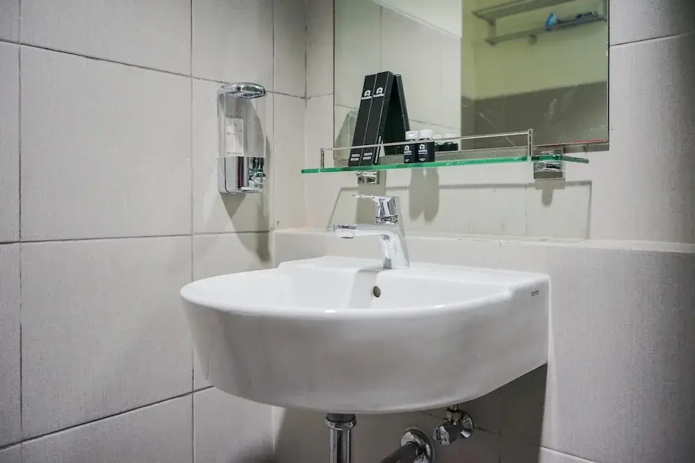 Minimalist Studio Bintaro Icon Apartment near British School