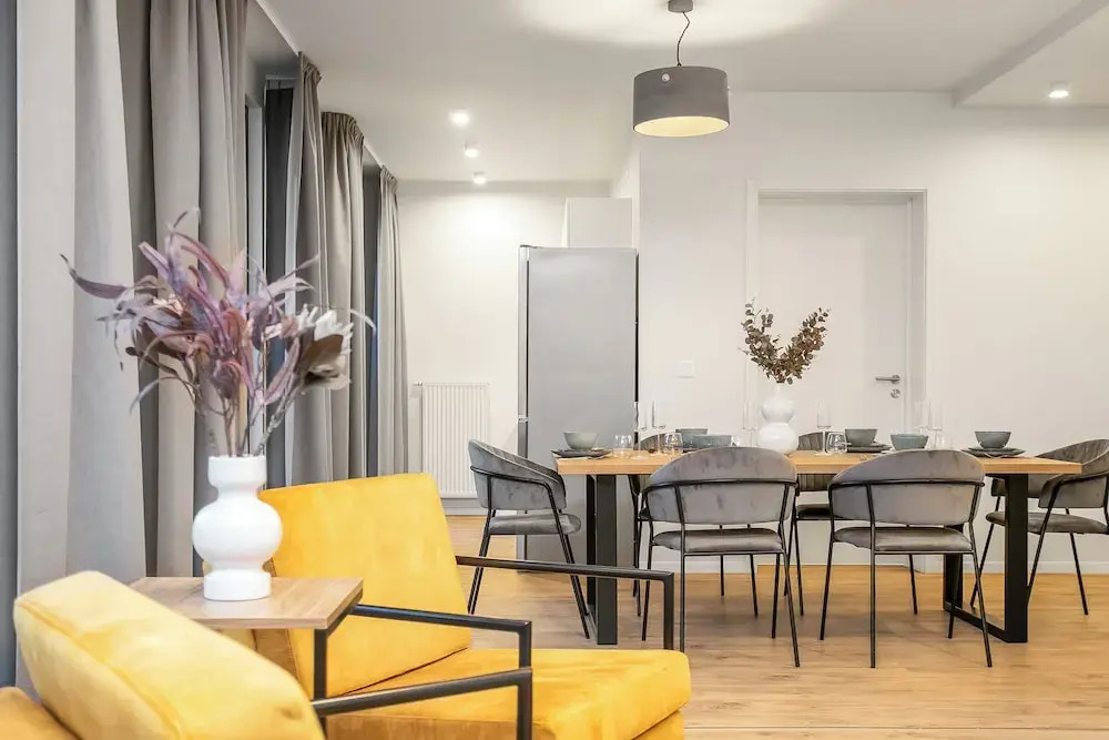 EIR Apartments by Heimaleiga