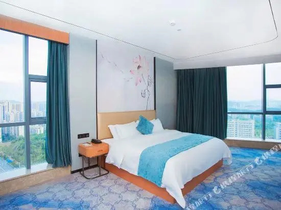 He Hotel