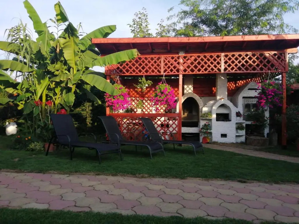Casa Mona