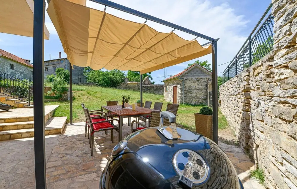 Stunning Home in Benkovac With Wifi and 3 Bedrooms
