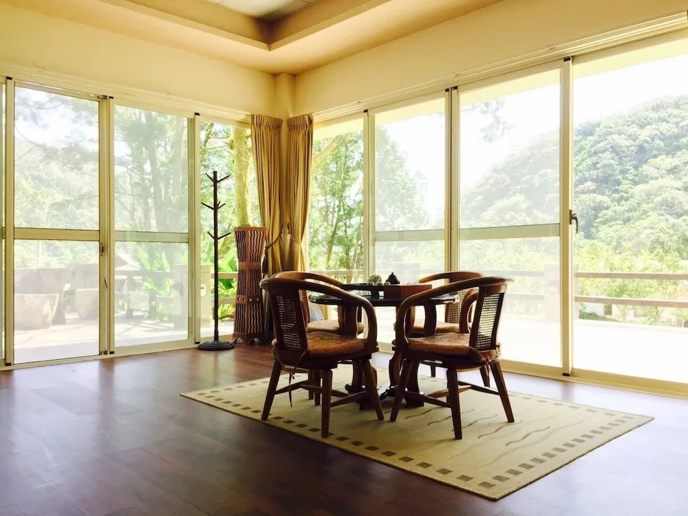 Nayi Villa