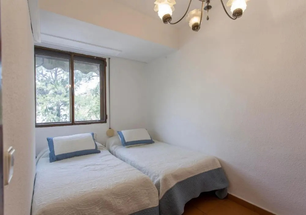Like Apartments XL