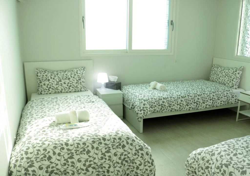KORUS Guesthouse - Hostel