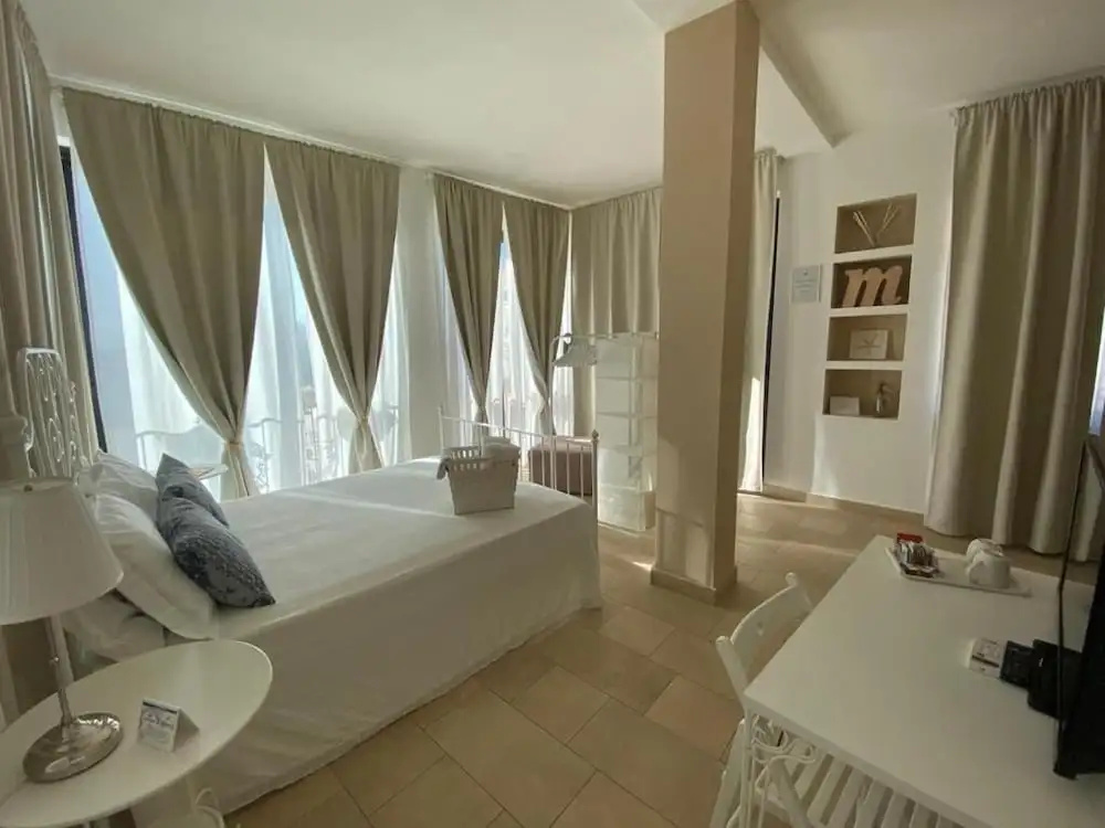Un Affaccio Sul Borgo