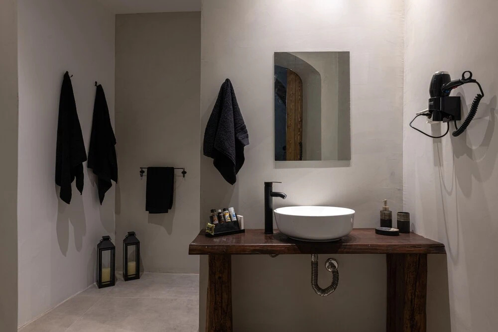 Ancient Knights Luxury Suites