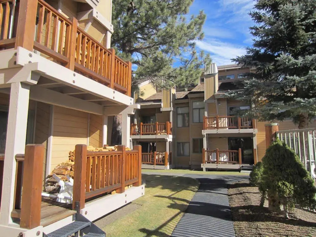 Mammoth Creek 13 1 Br condo by RedAwning