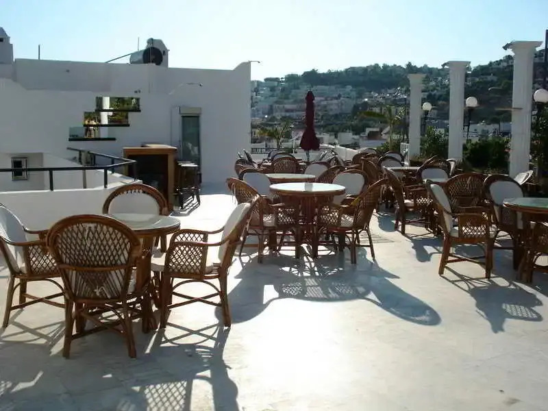 Central Apart Hotel