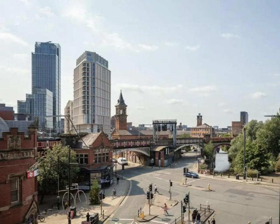 Top Floor 3-bed Penthouse in Manchester