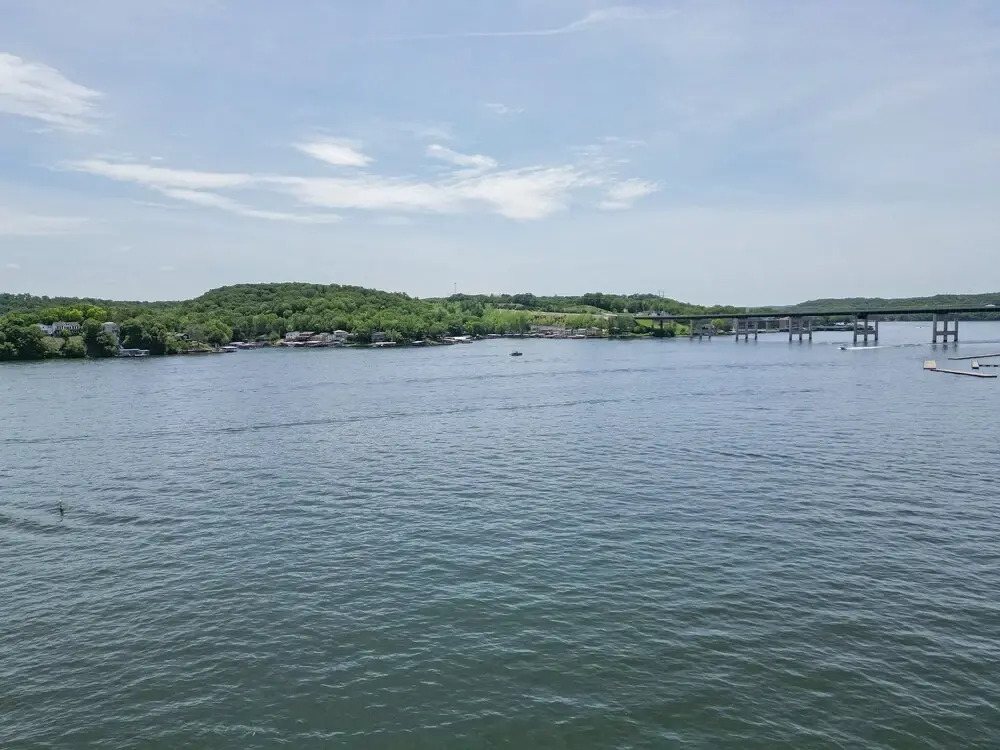 Private Lakefront Pool, Amazing Dock Sleeps 26