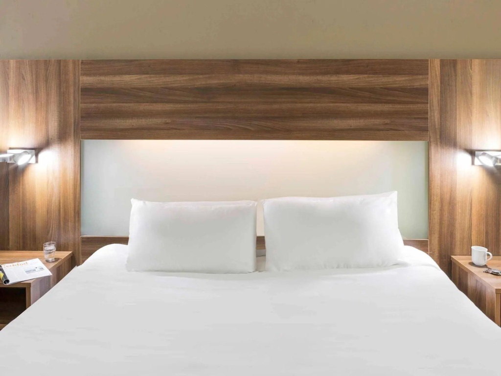 Mercure St Helens