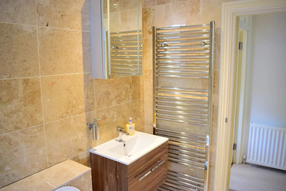 2 Bedroom Apartment With Terrace