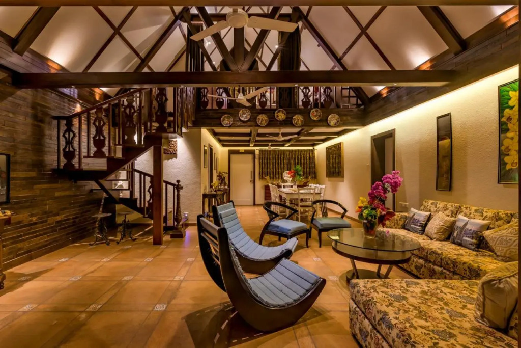 SaffronStays Tudor Rose -5BHK Panchgani Villa with Private Pool, Outdoor Bar & Pet-Friendly