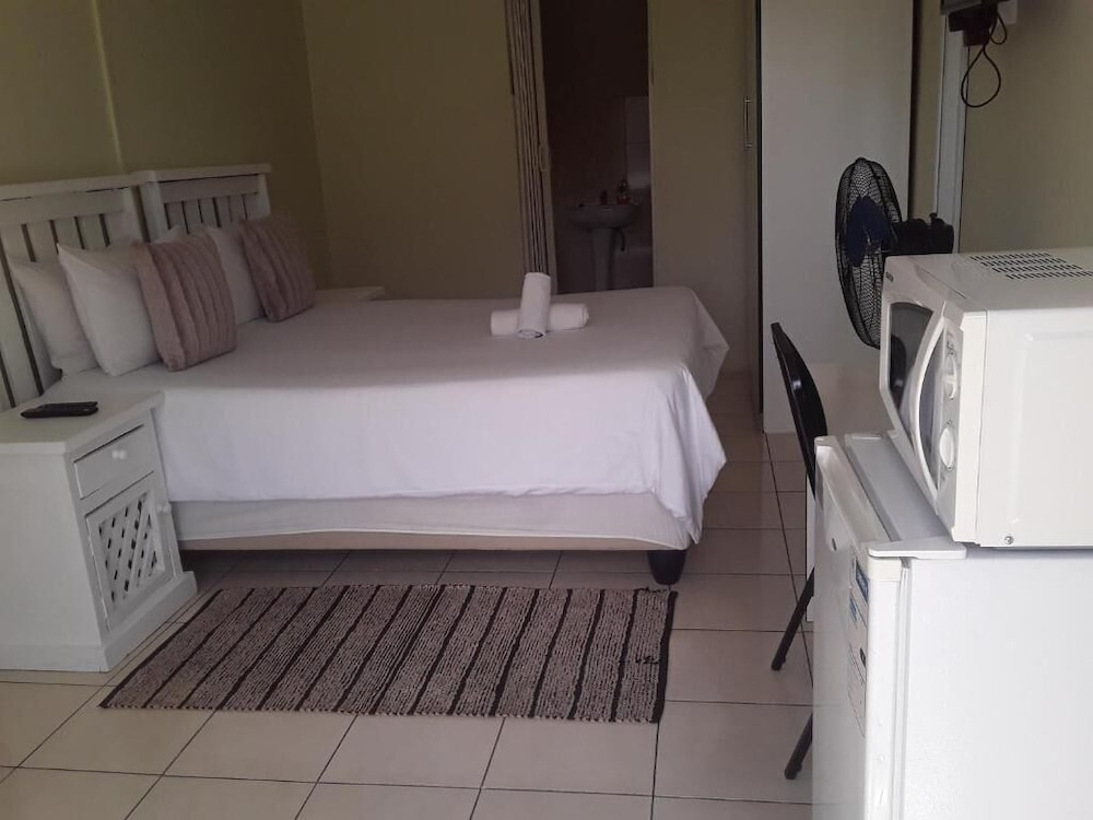 Kuyasa guesthouse