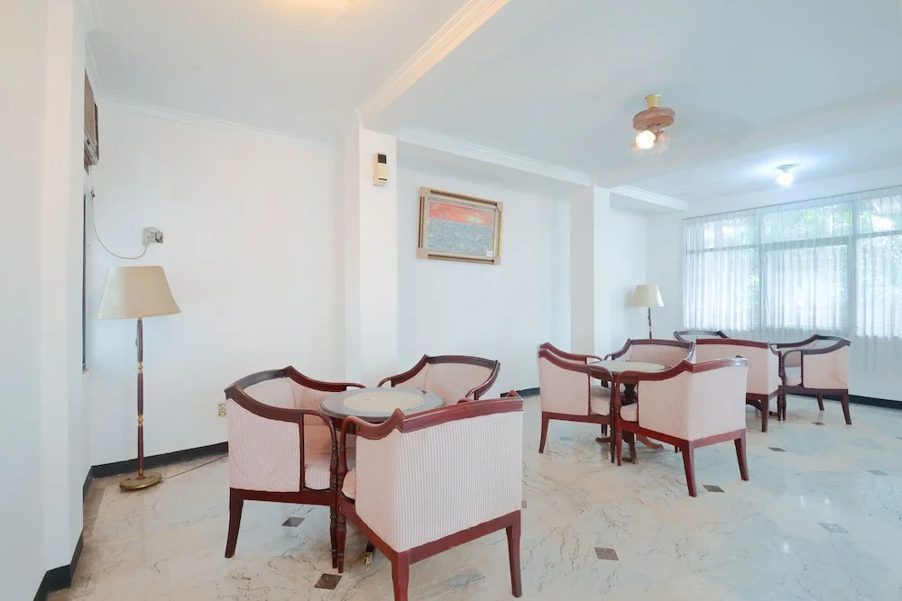 Airy Eco Stasiun Cirebon Siliwangi 87