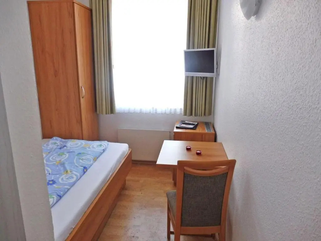 Haus Bielefeld Zimmer 25a
