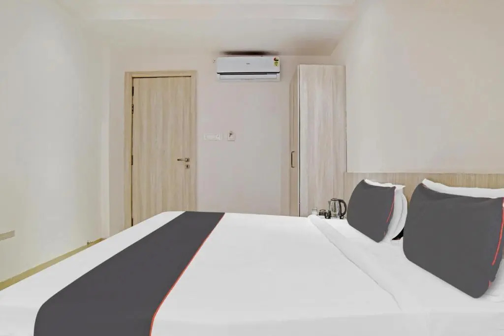 Collection O Hotel Kelvi