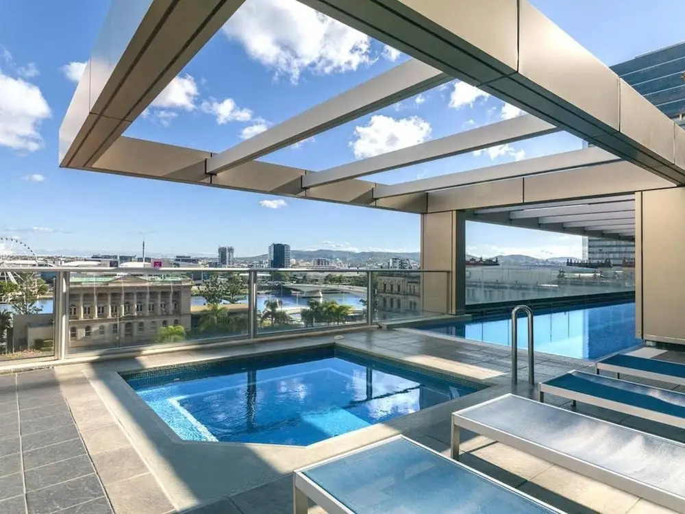 Oaks Brisbane Casino Tower Suites