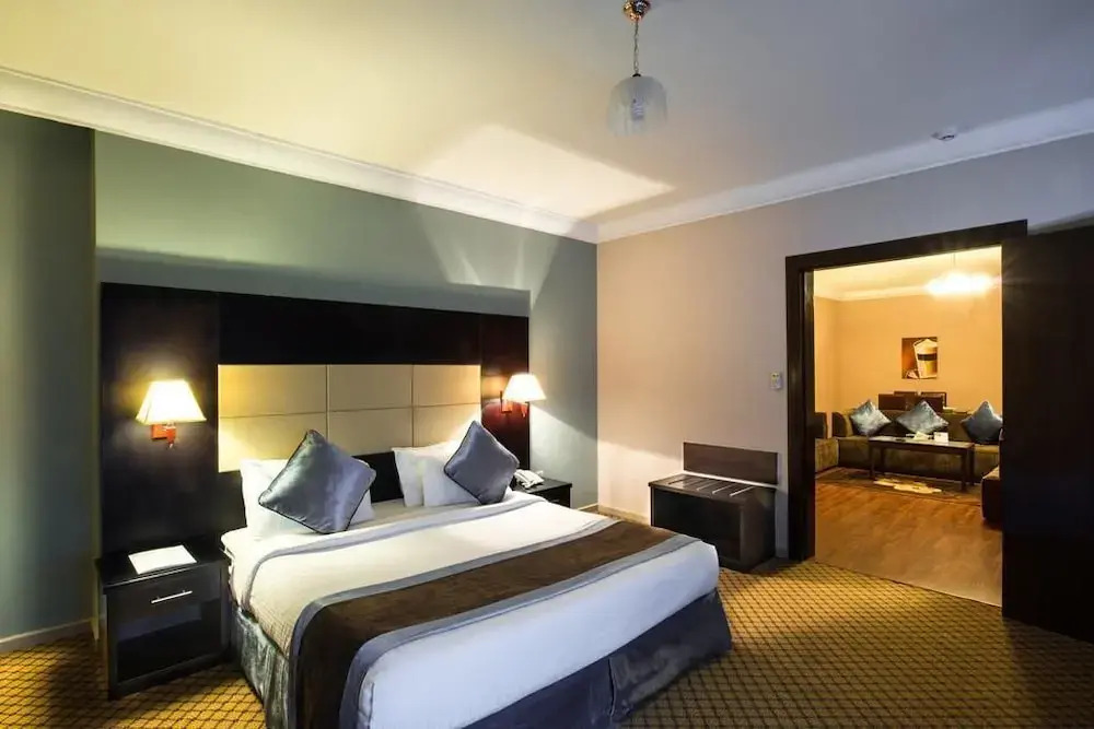 Plaza Inn Hotel and suites