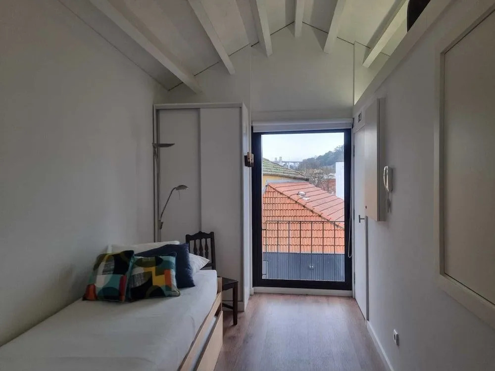 Twin Bed Apartment in Porto - Next to Douro River