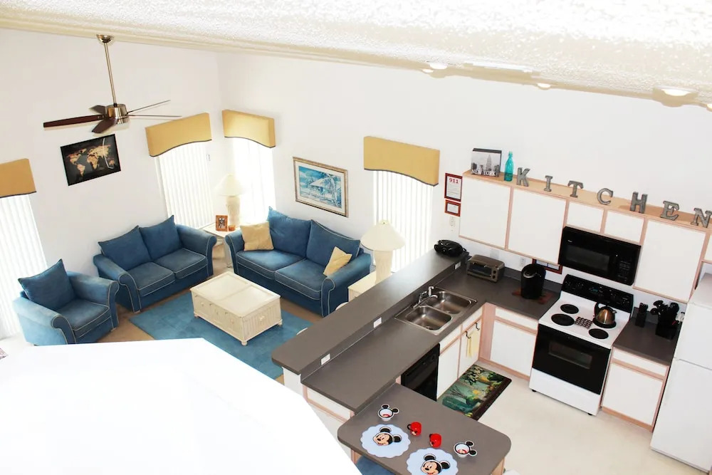 Ov3868 - Hampton Lakes - 5 Bed 3 Baths Townhome