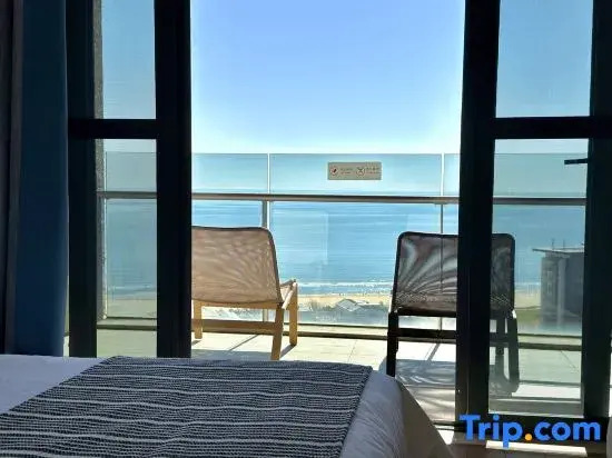 Sunny Sea - 180 Degrees Seaview Apartment