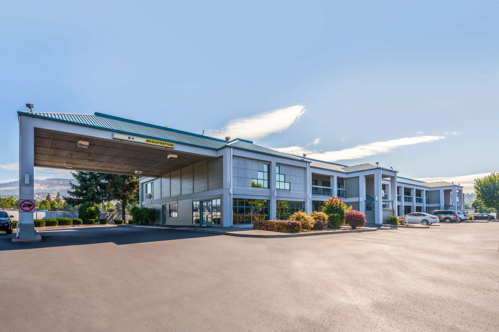 Americas Best Value Inn Phoenix Medford