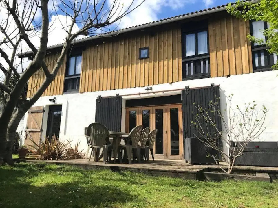 LEstanquet Bed and Breakfast pdj offert
