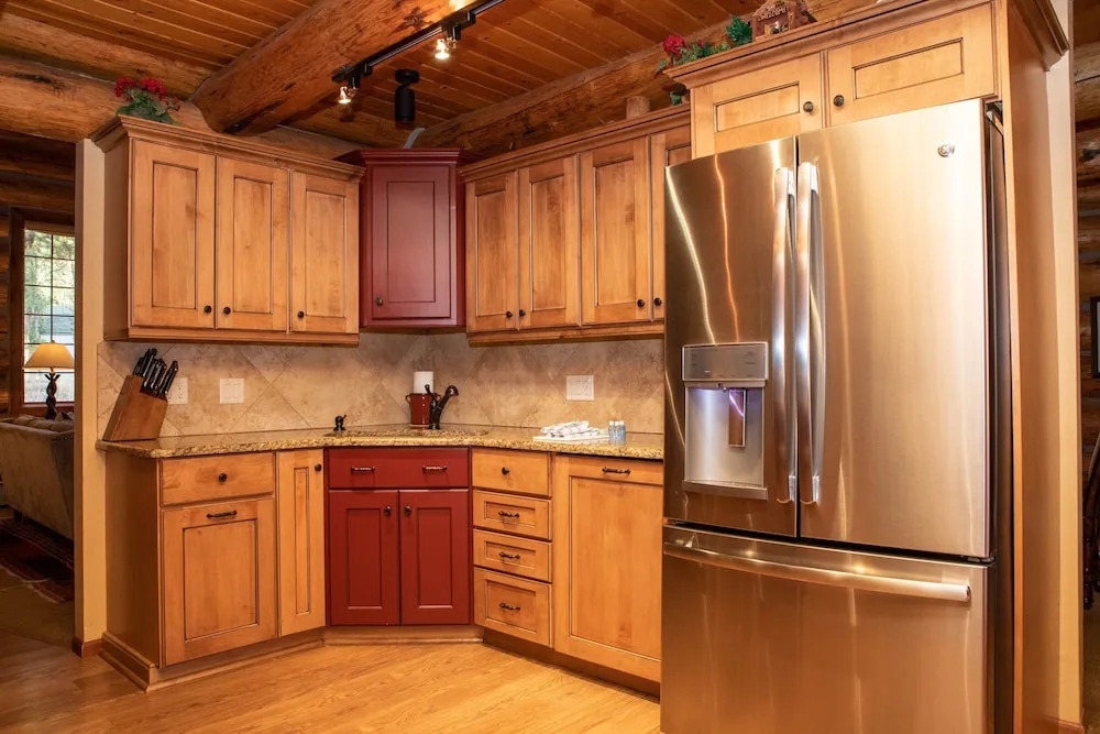 13 Bear Tree Court 5 Bedroom Home by RedAwning