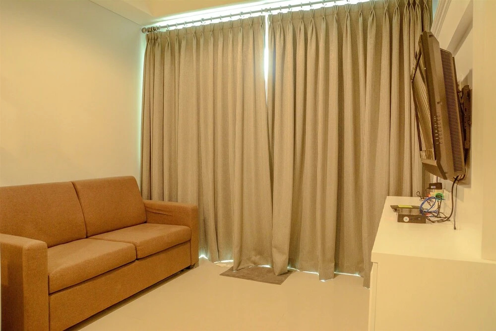 2 Bedrooms at Gallery West Apartment By Travelio