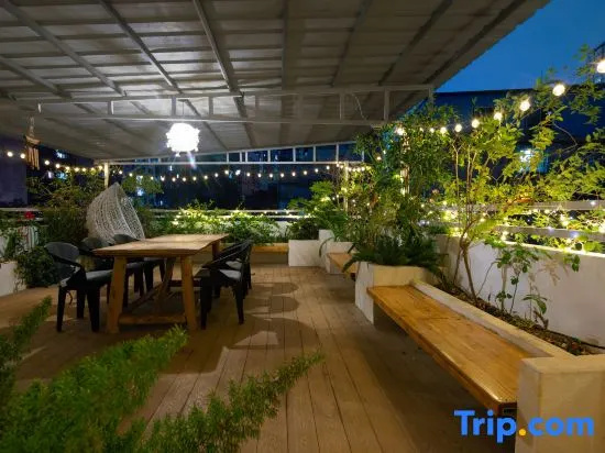 Qixi Homestay (Guilin Railway Station Vientiane City Branch)