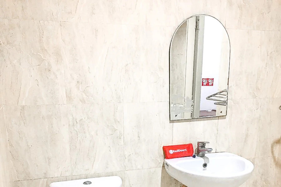 RedDoorz near Bukit Darmo Golf