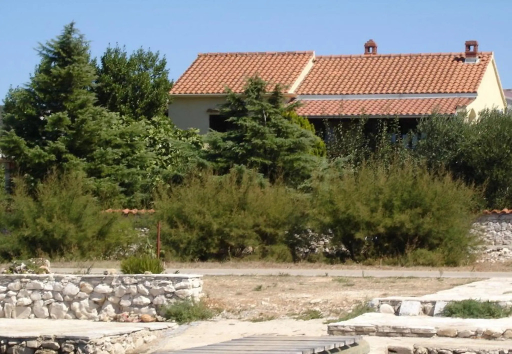 Dvor - 20 m From Beach - A1