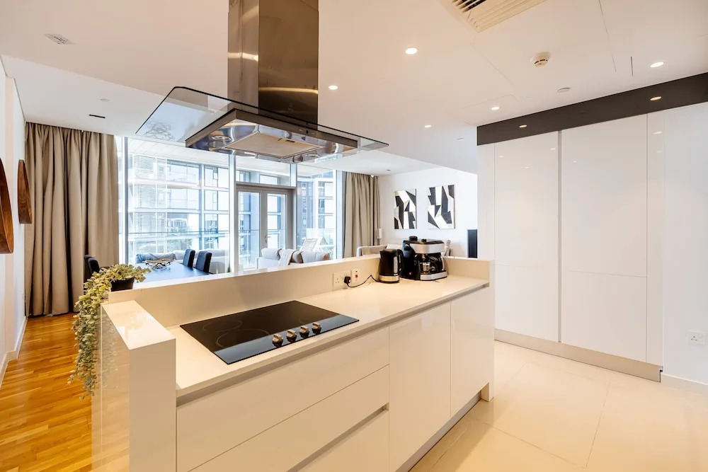 DHH Bluewater Island Building 2 Sea View