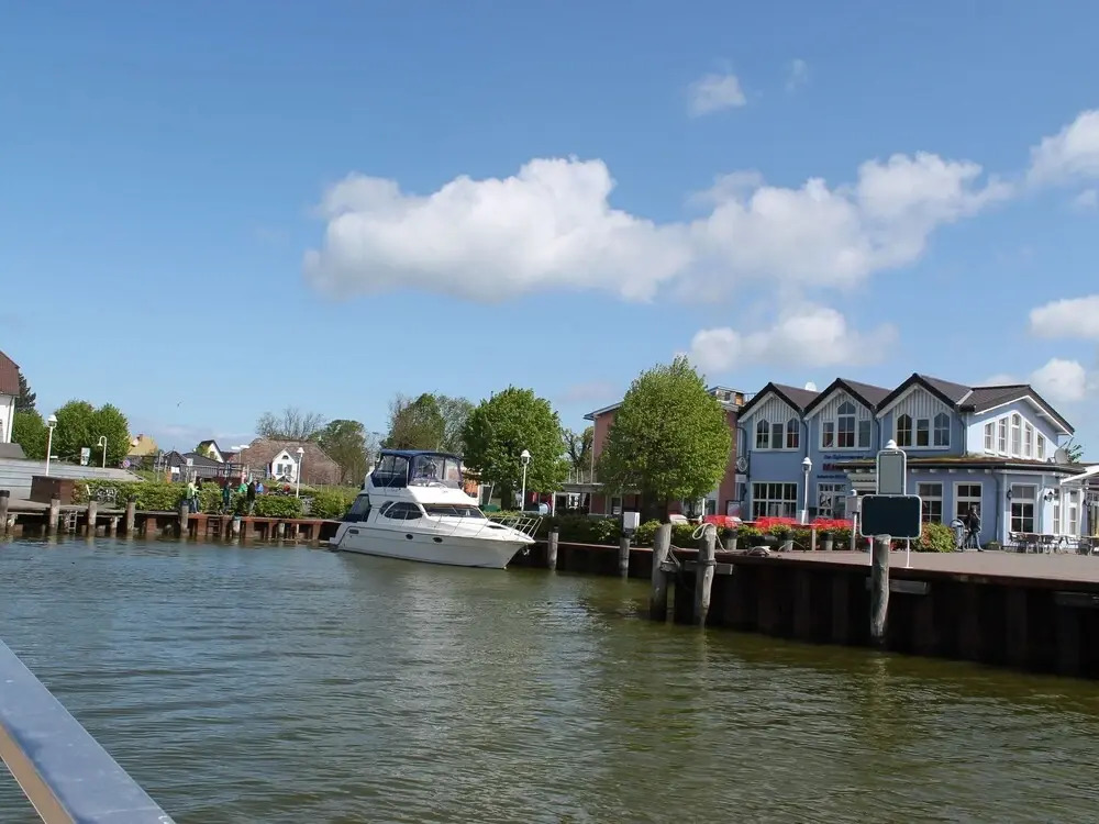 Luxurious Villa in Zingst With Parking