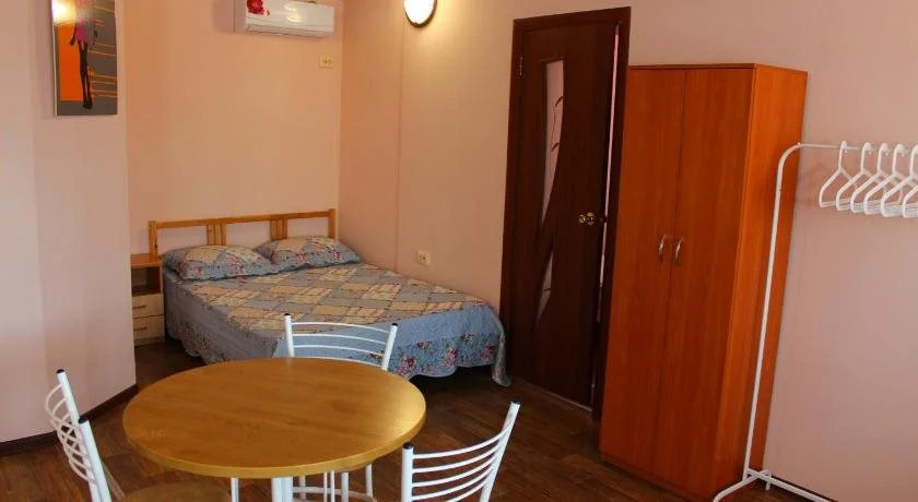 U Azovskovo Morya Mini-hotel