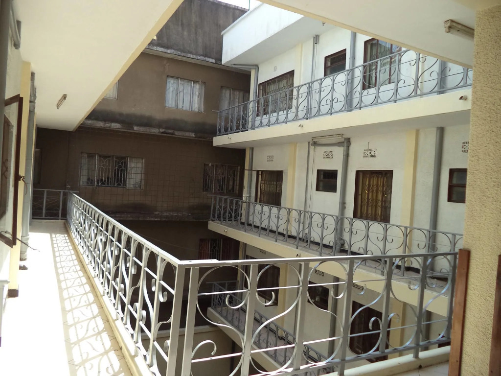 Meru House Inn