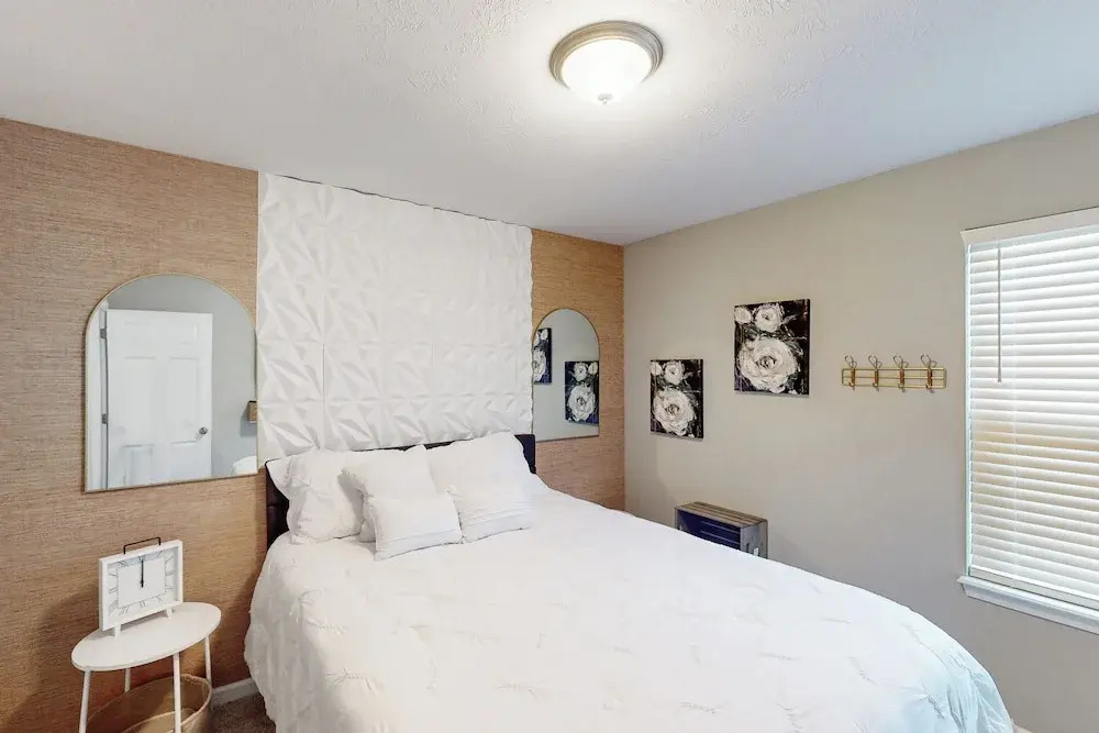Stylish 3BR Home w/ Patio, W & D
