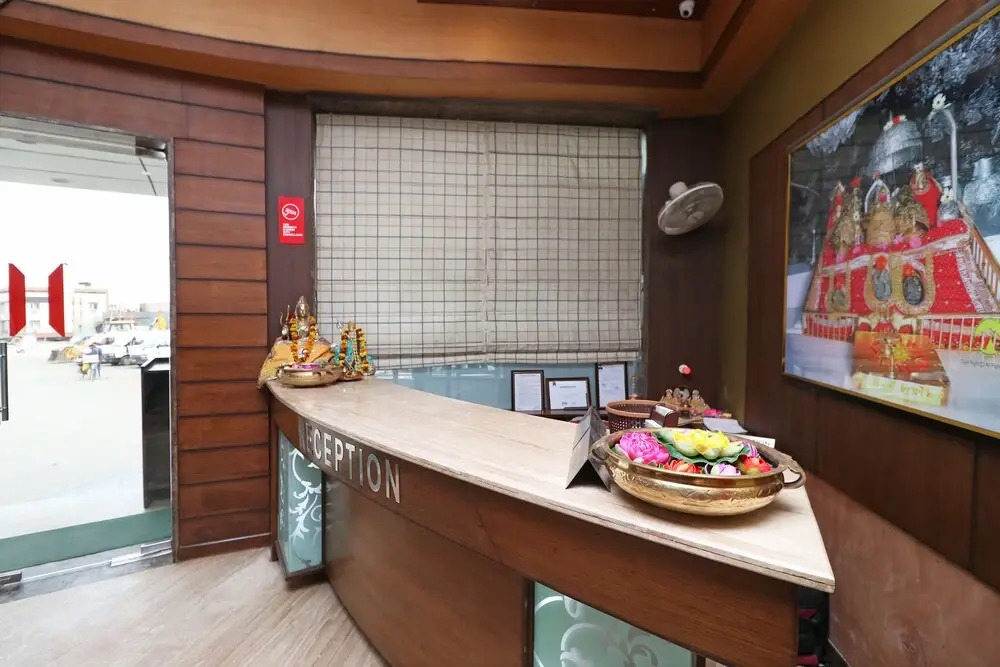 Oyo 5102 Anurag Hotel