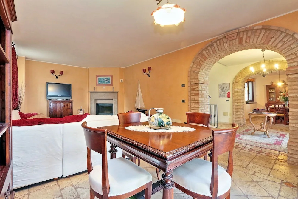 Wonderful villa with panoramic view and private swimming pool