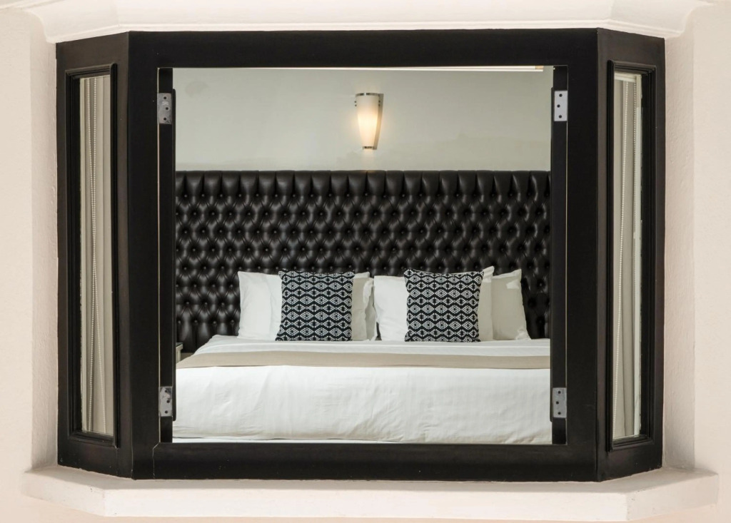 Casa Bonita Hotel & Luxury Residence