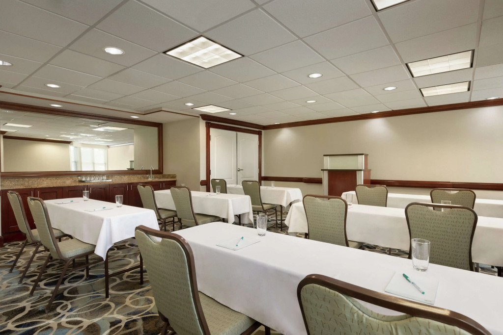 Homewood Suites by Hilton Dulles-North Loudoun