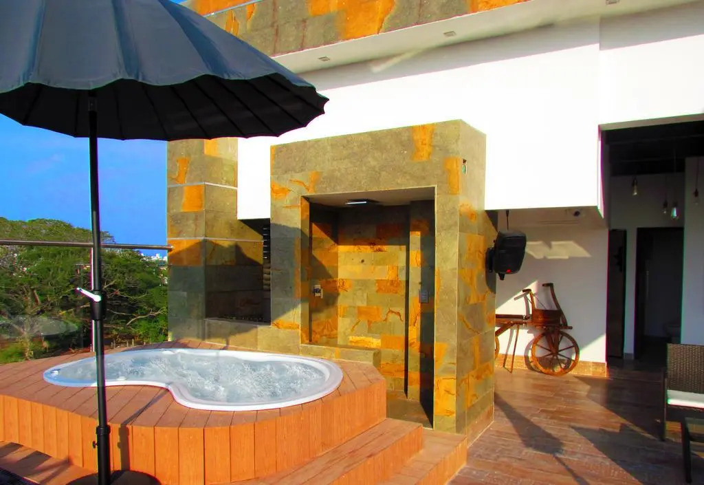 Hausen Hotel - Suites