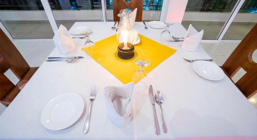 Hotel Sun & Moon