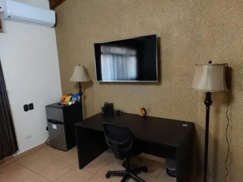 Suites Merlyn Aeropuerto