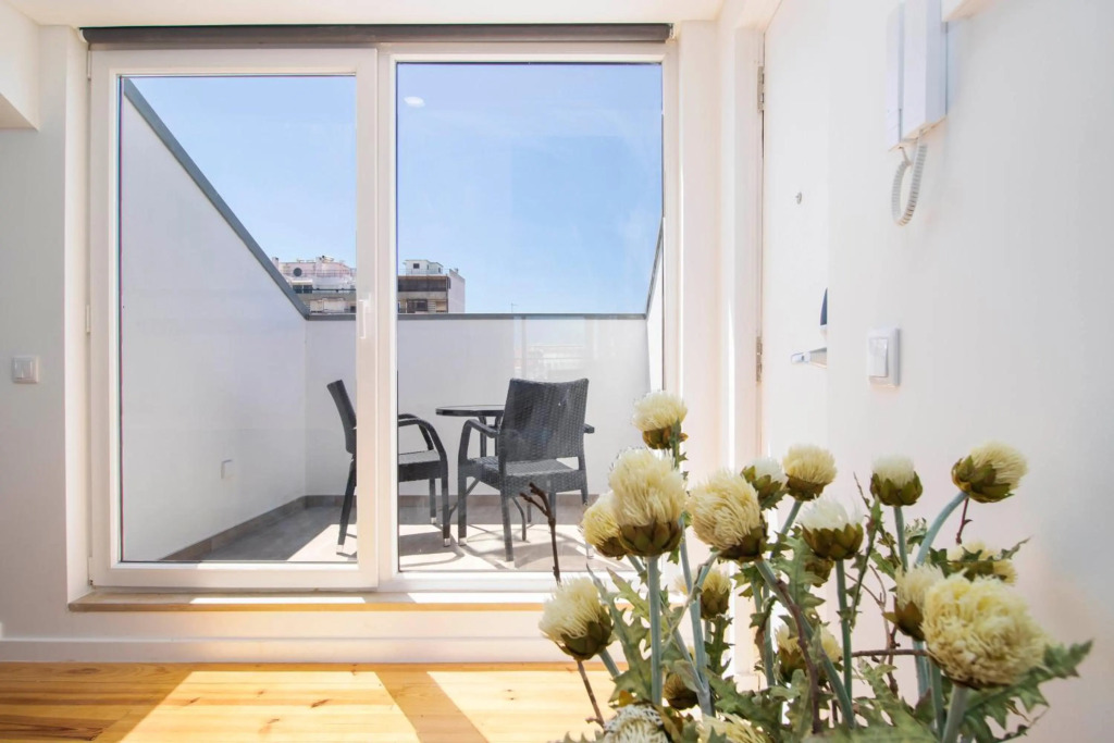 Lusitano Top Floor Apartment
