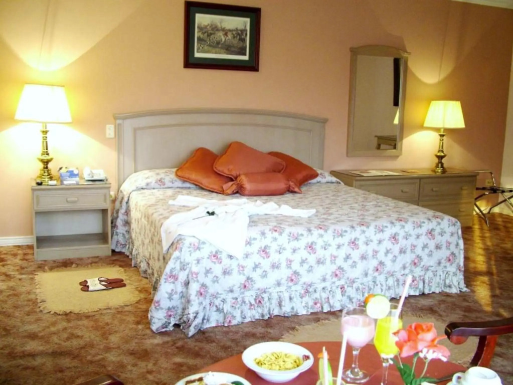 Royal Lodge Hotel