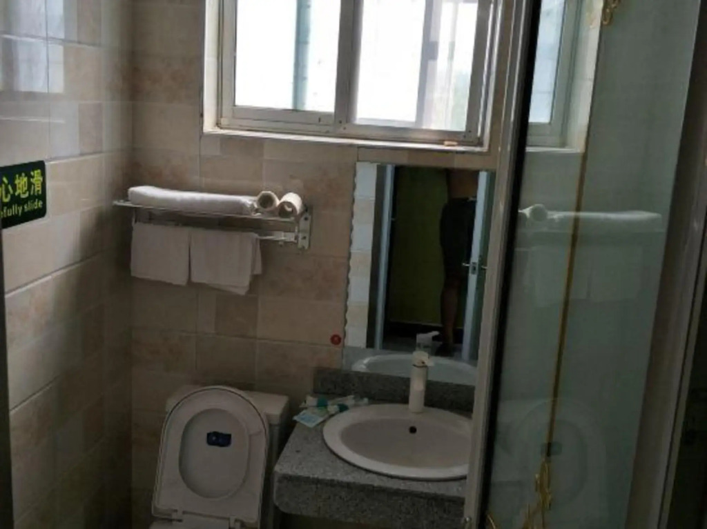 Tangjia Hotel