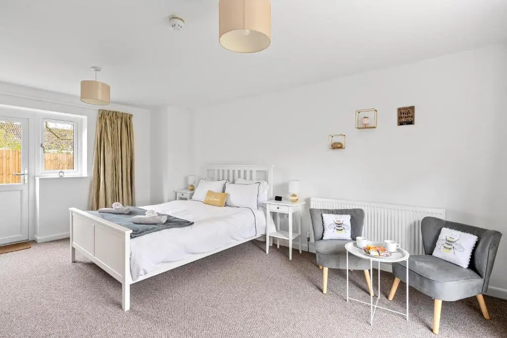 Number 5 - Lytton Tree Lodge, Reydon, Southwold