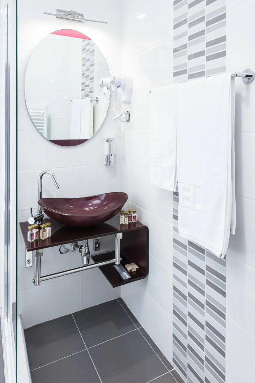 Modern Inn Boutique Hotel